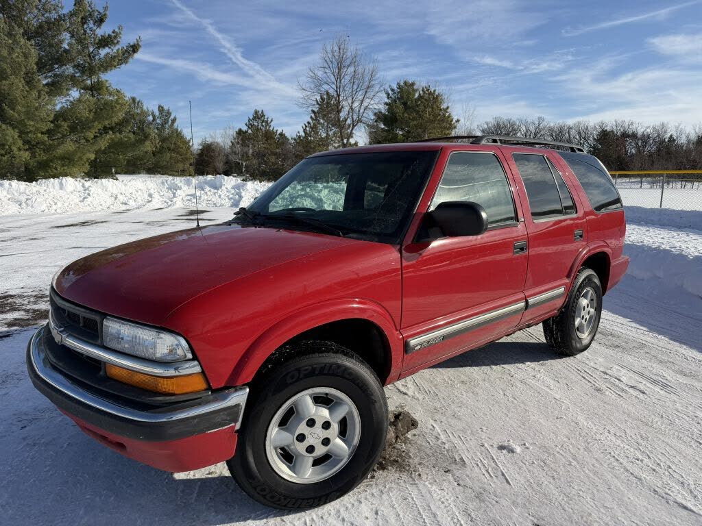 2000 Chevrolet Blazer LS 4-Door 4WD