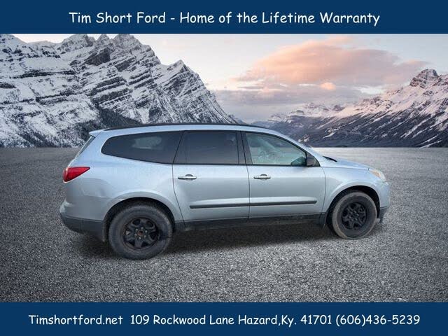 2011 Chevrolet Traverse LS FWD