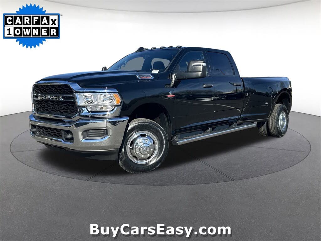 2024 RAM 3500 Tradesman Crew Cab LB DRW 4WD