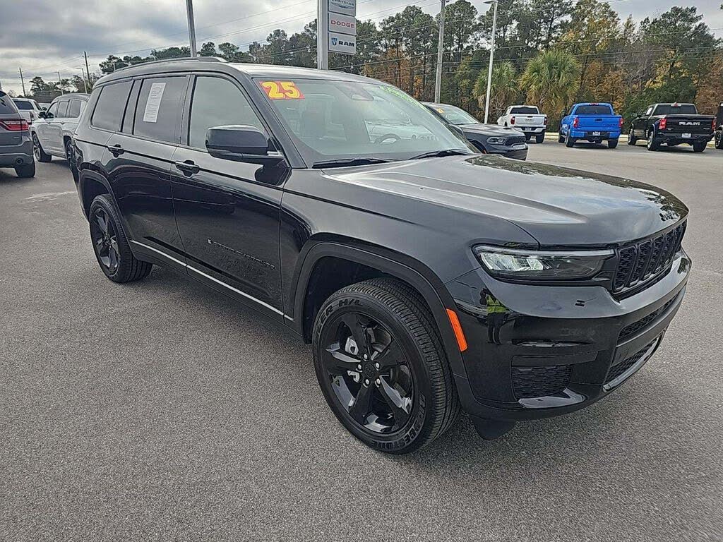 2025 Jeep Grand Cherokee L Altitude X 4WD