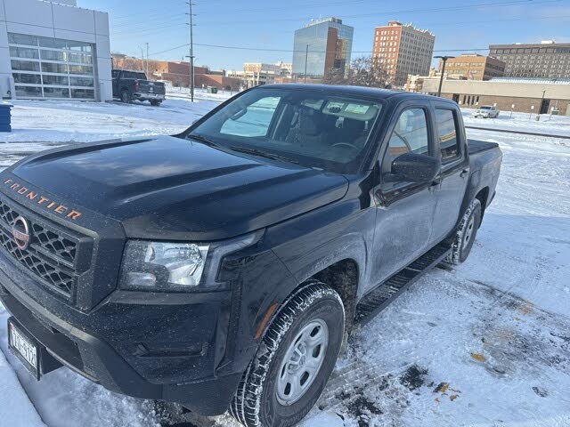 2022 Nissan Frontier S Crew Cab 4WD
