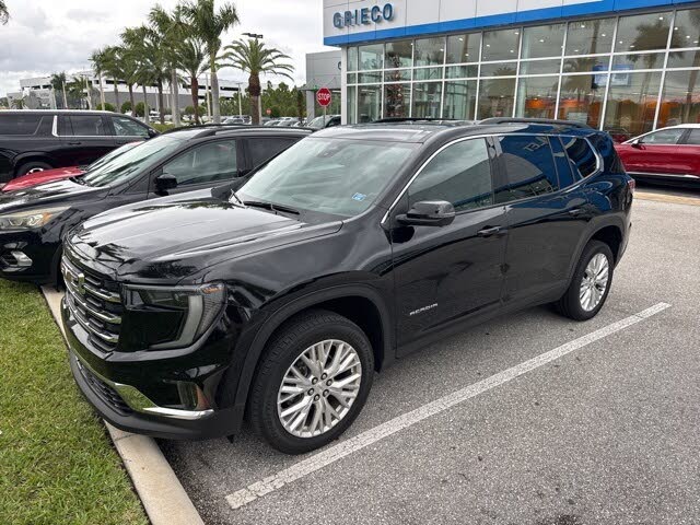 2024 GMC Acadia Elevation FWD