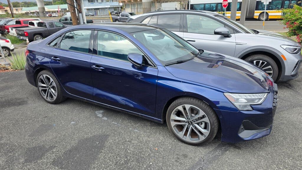 2025 Audi A3 quattro Premium Plus 40 TFSI