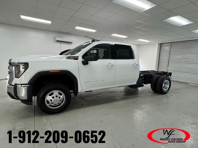 2026 GMC Sierra 3500HD SLE Crew Cab LB 4WD