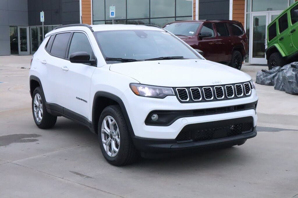 2026 Jeep Compass Latitude 4WD
