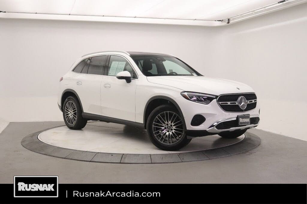 2026 Mercedes-Benz GLC 300 RWD