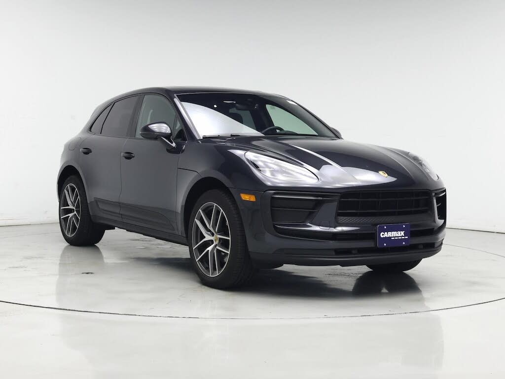 2022 Porsche Macan AWD