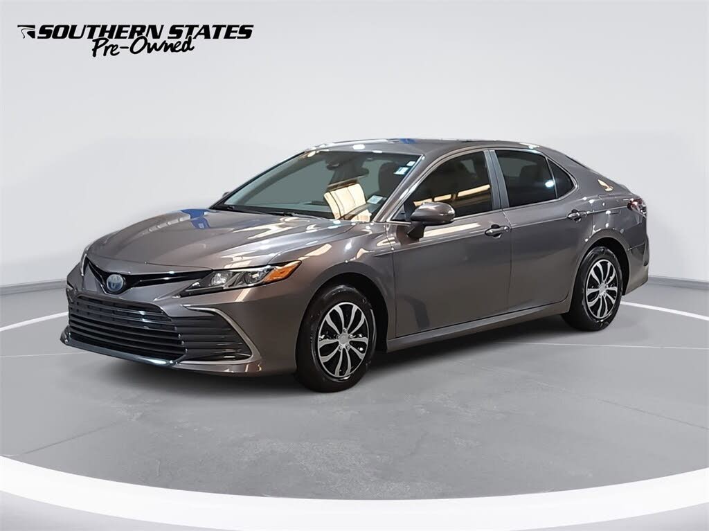 2022 Toyota Camry Hybrid LE FWD