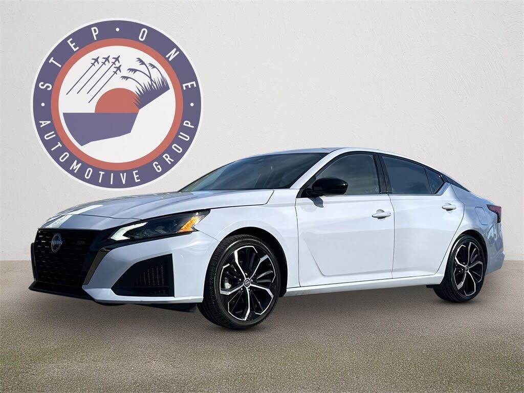 2024 Nissan Altima 2.5 SR FWD