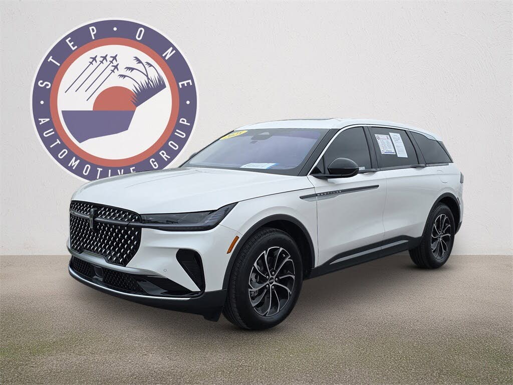 2025 Lincoln Nautilus Premiere AWD