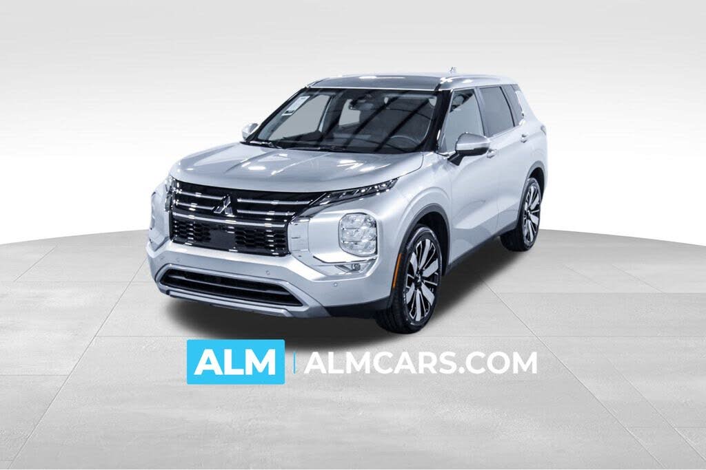 2025 Mitsubishi Outlander SE FWD