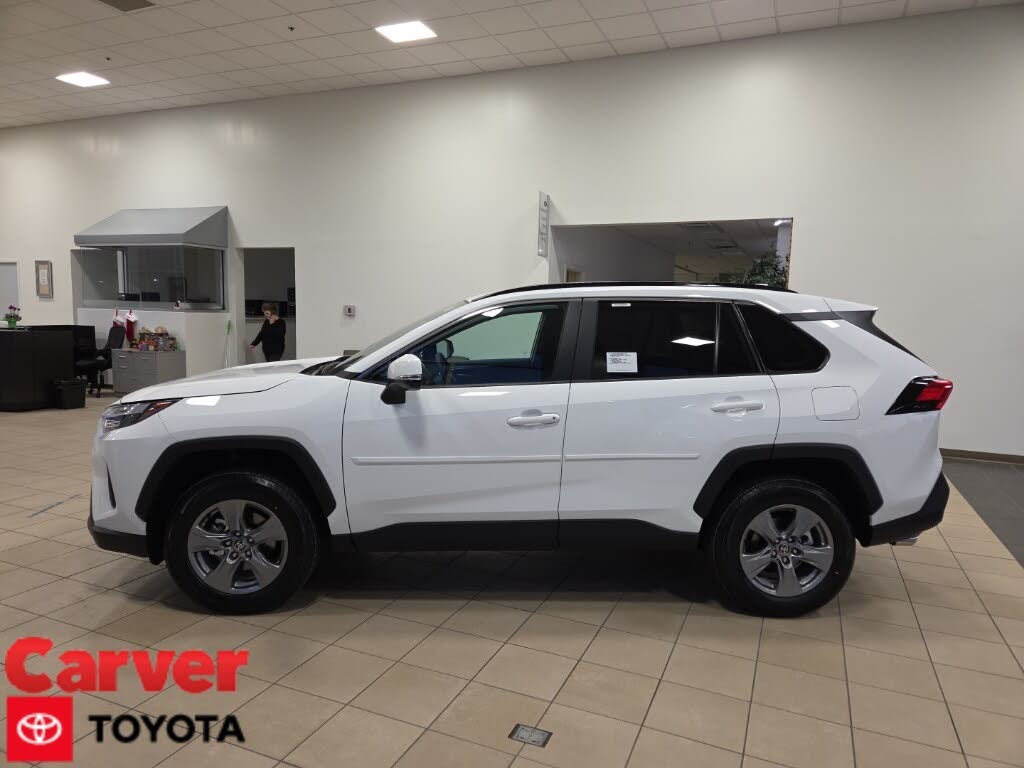 2025 Toyota RAV4 XLE AWD