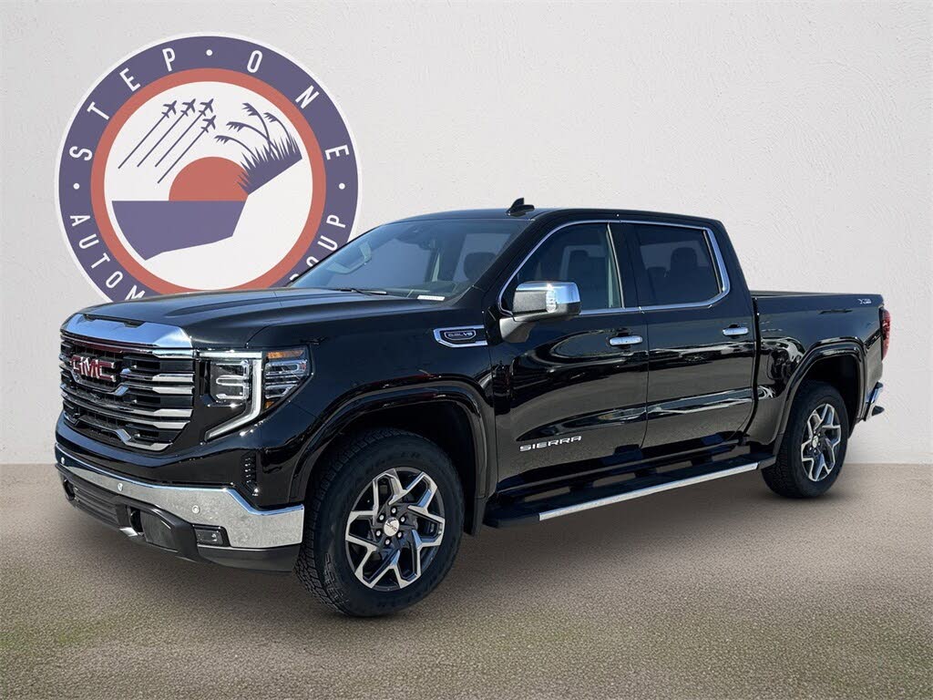 2026 GMC Sierra 1500 SLT Crew Cab 4WD
