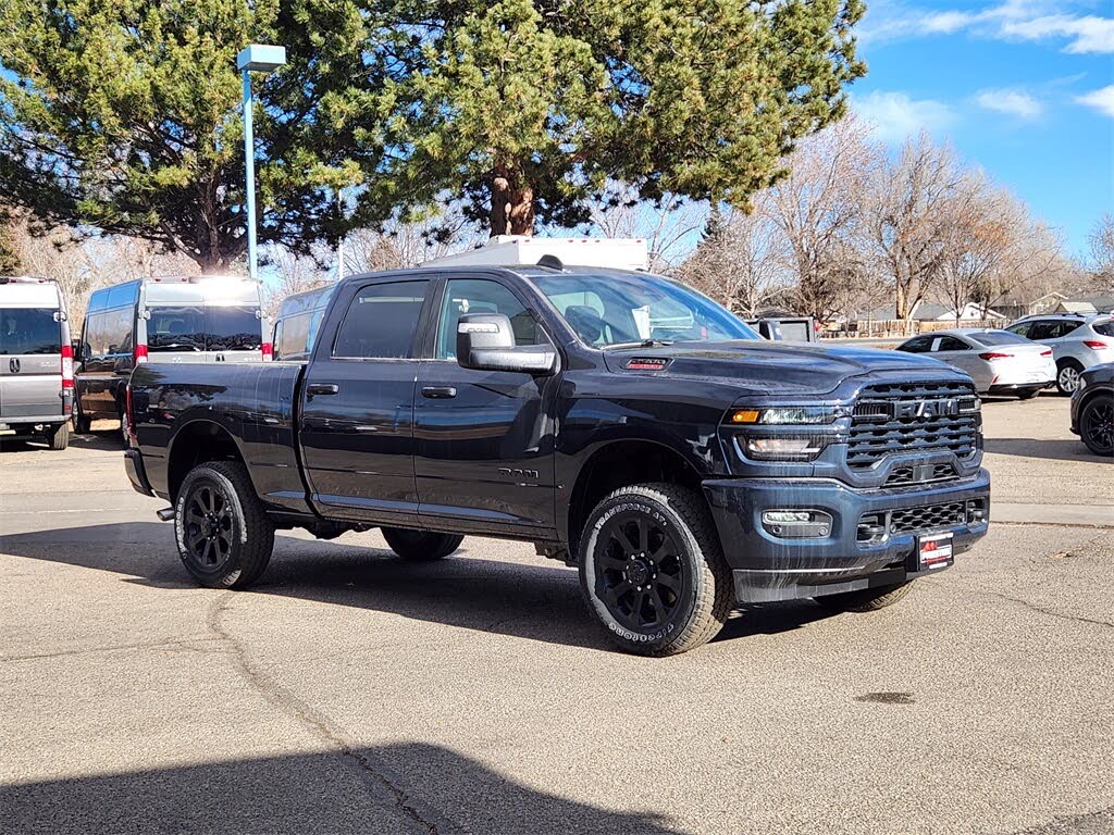2026 RAM 2500 Big Horn Crew Cab 4WD