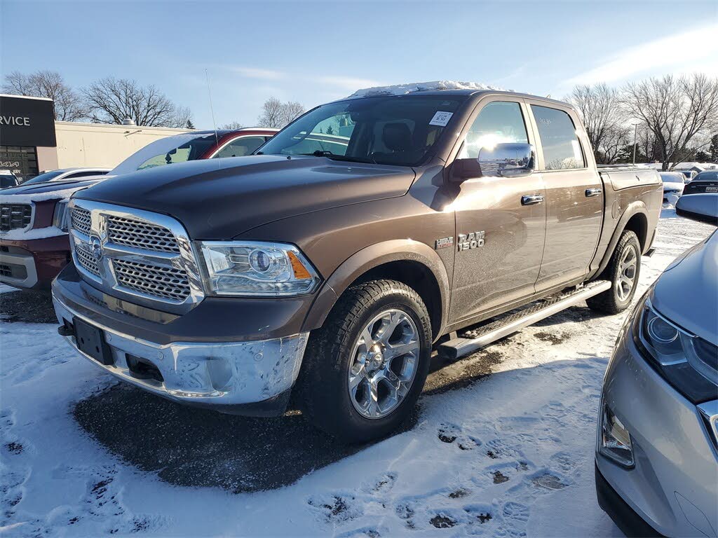 2018 RAM 1500 Laramie Crew Cab 4WD