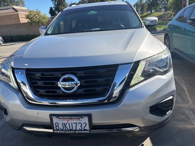 2019 Nissan Pathfinder S FWD