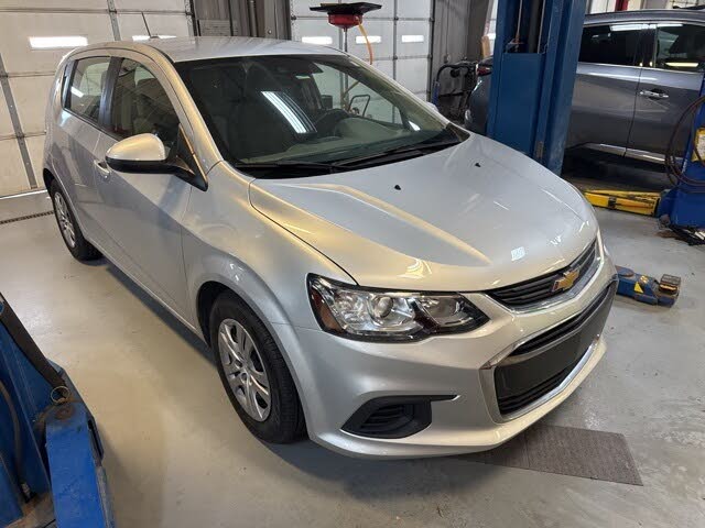 2020 Chevrolet Sonic LT Fleet Hatchback FWD