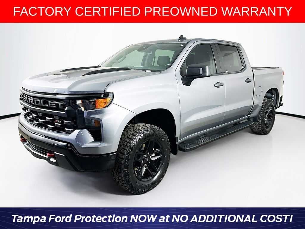 2024 Chevrolet Silverado 1500 Custom Trail Boss Crew Cab 4WD