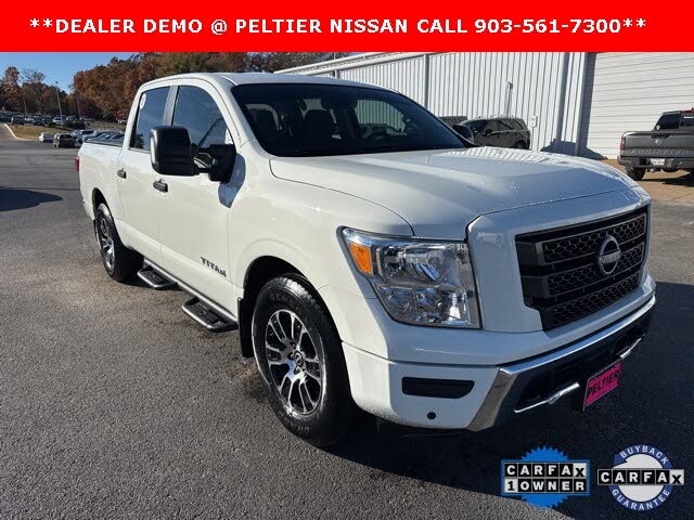 2024 Nissan Titan SV Crew Cab RWD