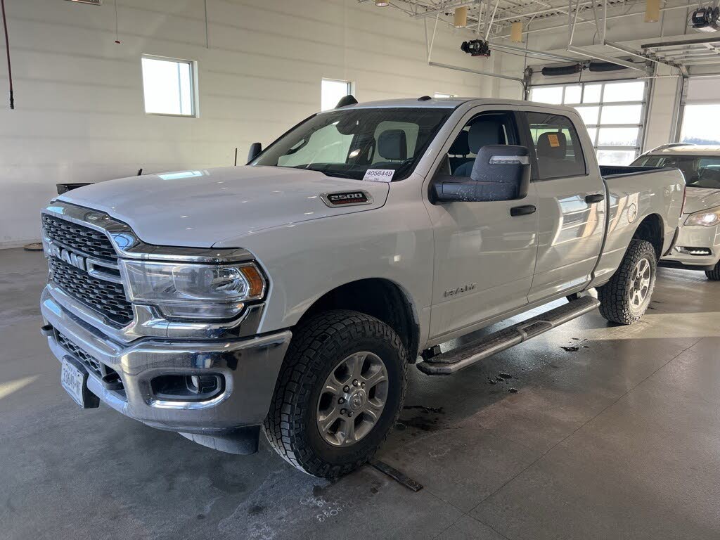 2024 RAM 2500 Big Horn Crew Cab 4WD