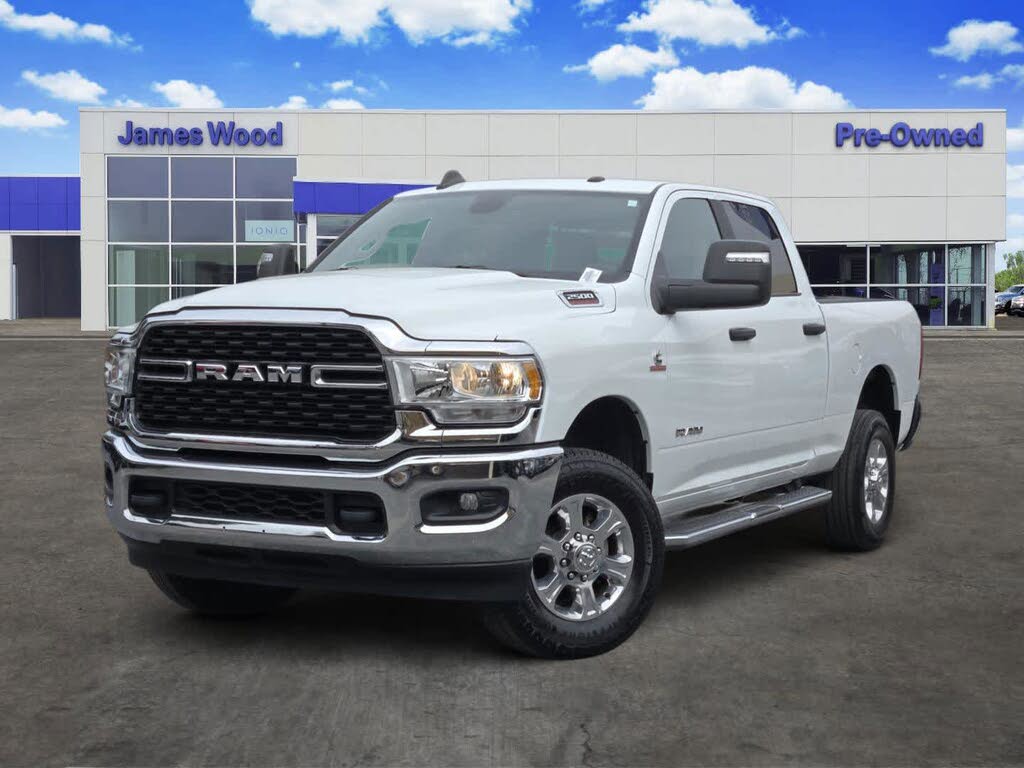 2024 RAM 2500 Big Horn Crew Cab 4WD
