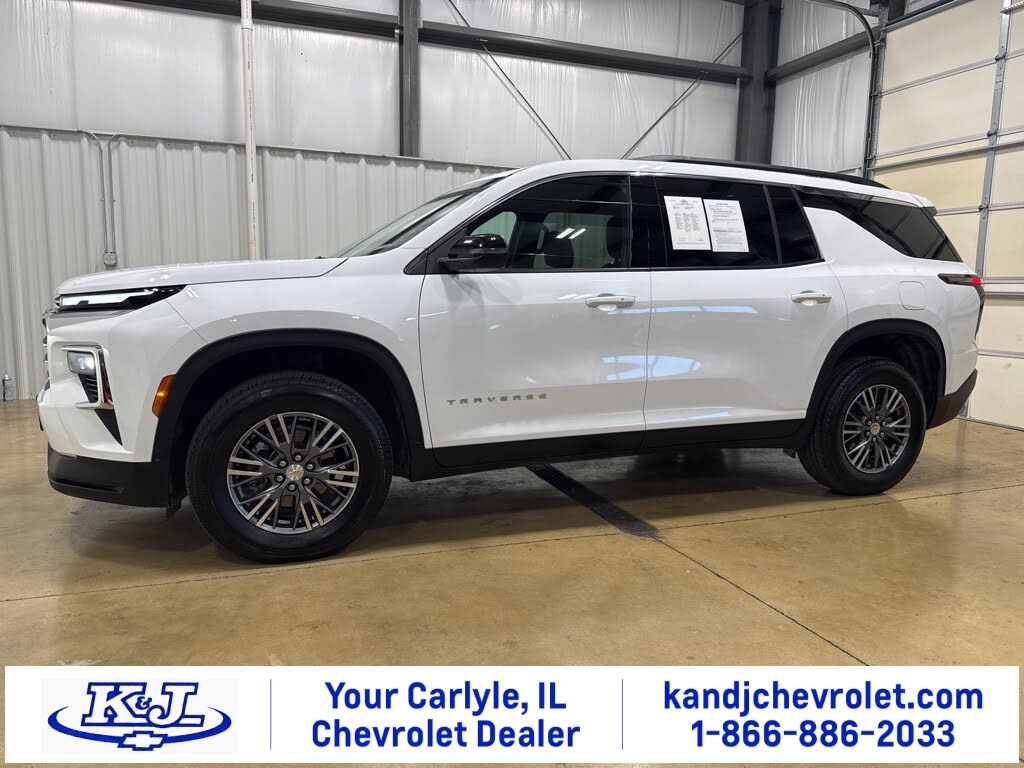2025 Chevrolet Traverse LT FWD