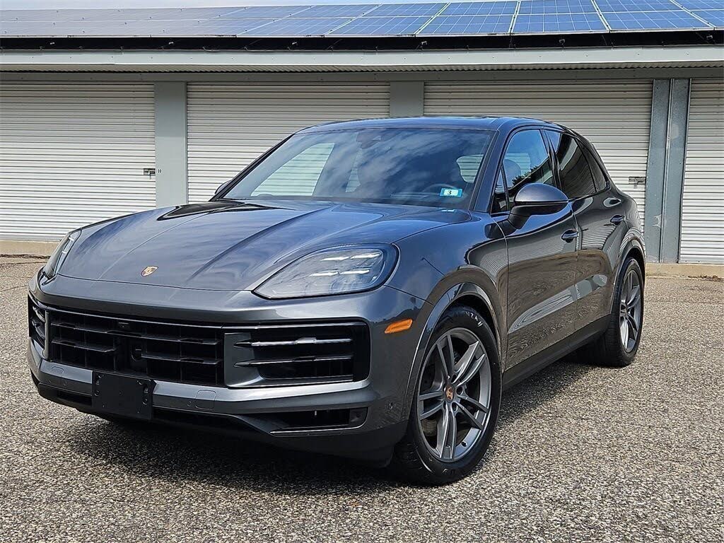 2025 Porsche Cayenne AWD
