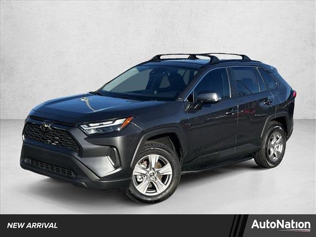 2025 Toyota RAV4 XLE FWD