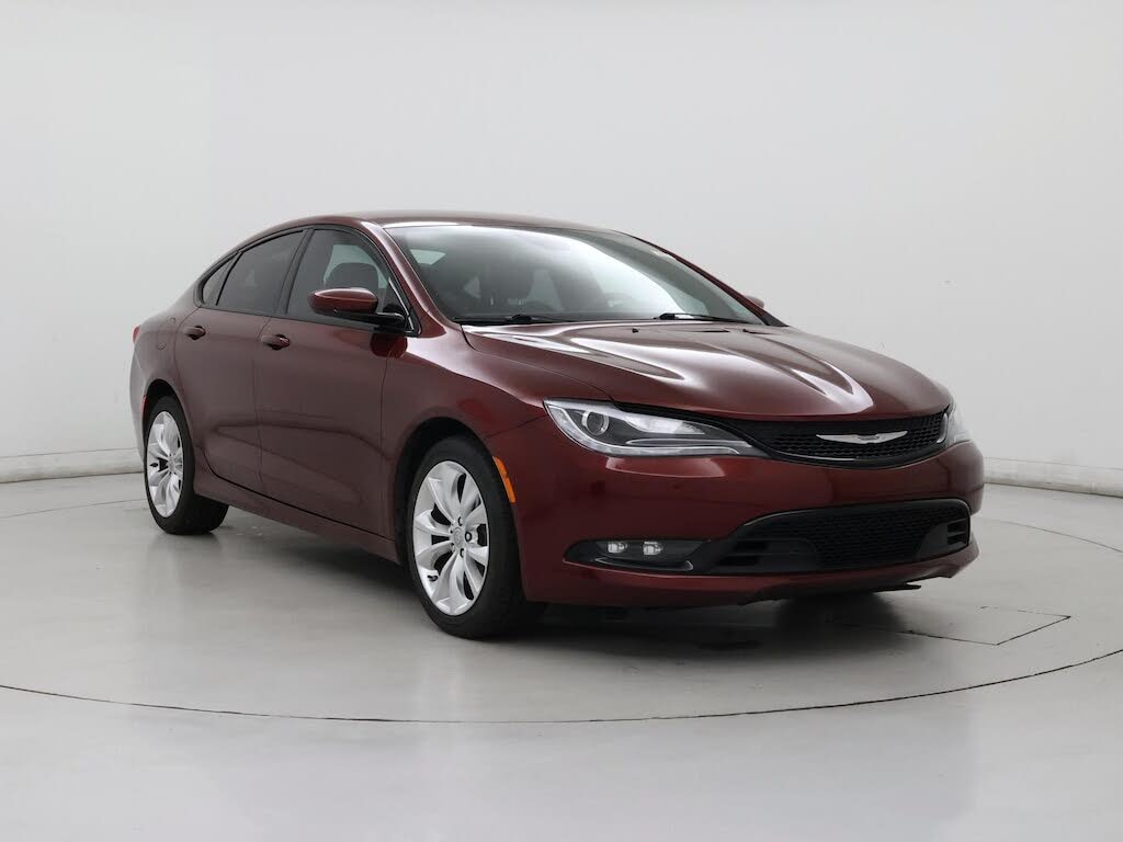 2016 Chrysler 200 S Sedan FWD
