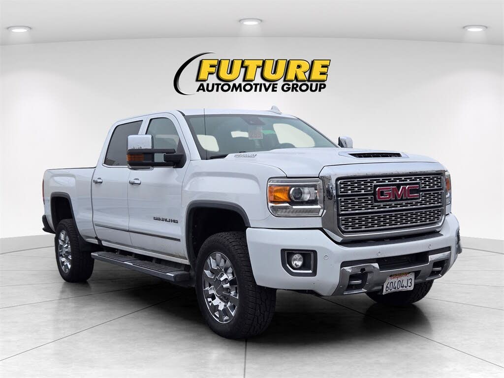 2019 GMC Sierra 2500HD Denali Crew Cab 4WD