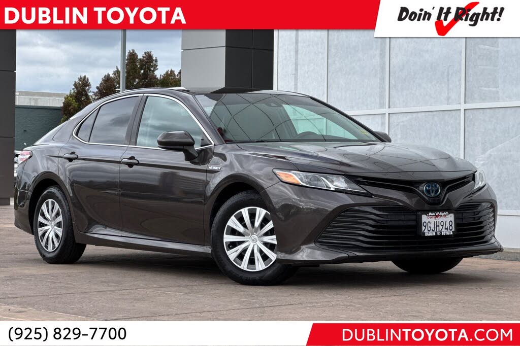 2019 Toyota Camry Hybrid LE FWD