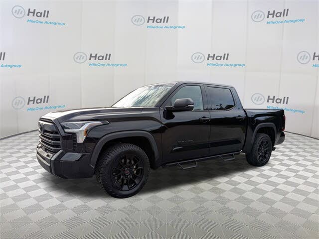 2022 Toyota Tundra SR5 CrewMax Cab RWD