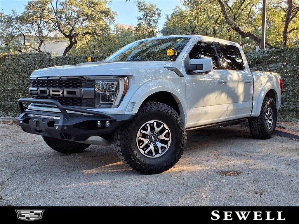 2023 Ford F-150 Raptor SuperCrew 4WD