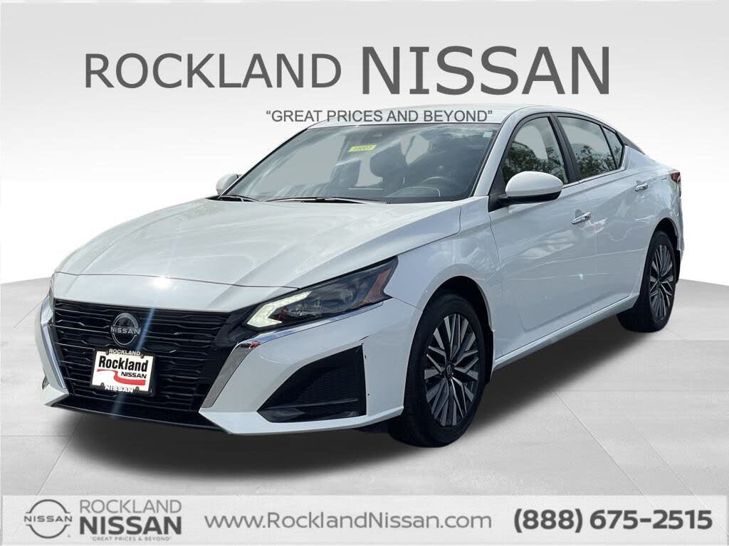 2023 Nissan Altima 2.5 SV FWD