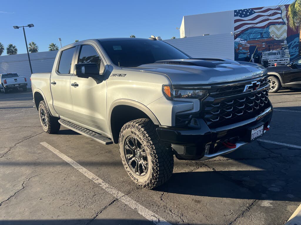 2024 Chevrolet Silverado 1500 ZR2 Crew Cab 4WD