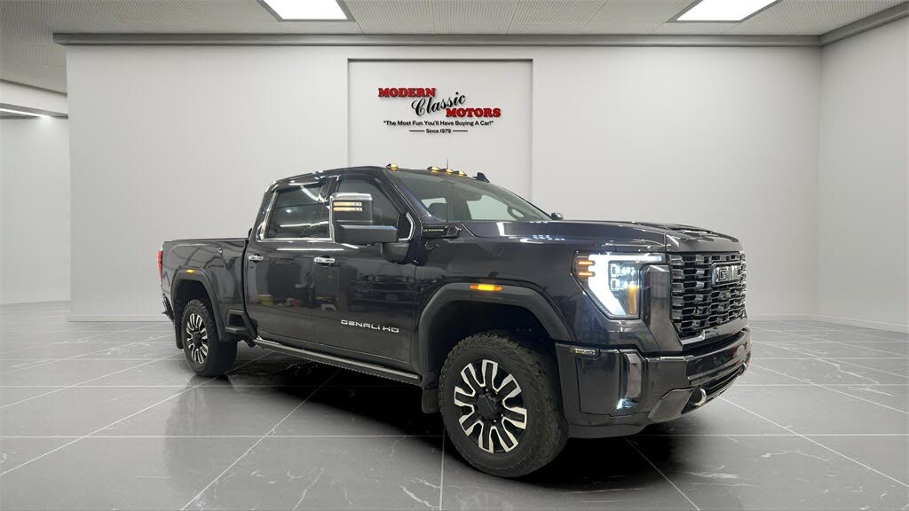 2024 GMC Sierra 3500HD Denali Ultimate Crew Cab 4WD