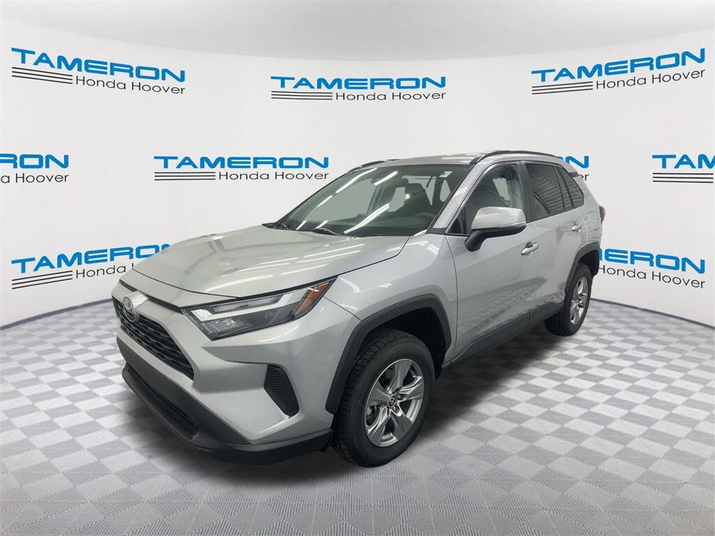 2024 Toyota RAV4 XLE FWD