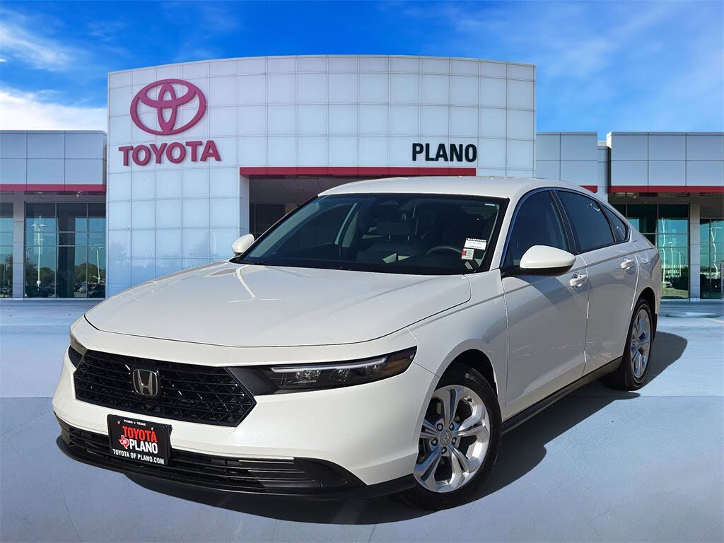 2025 Honda Accord LX FWD