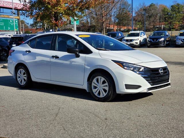 2025 Nissan Versa S FWD