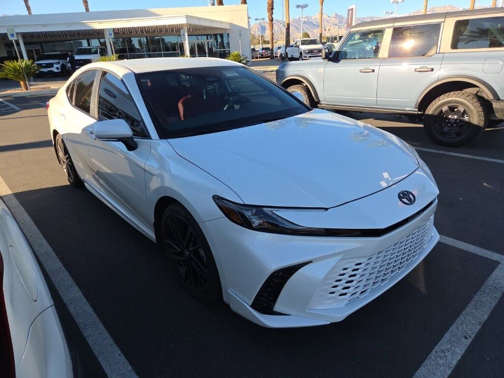 2025 Toyota Camry XSE FWD