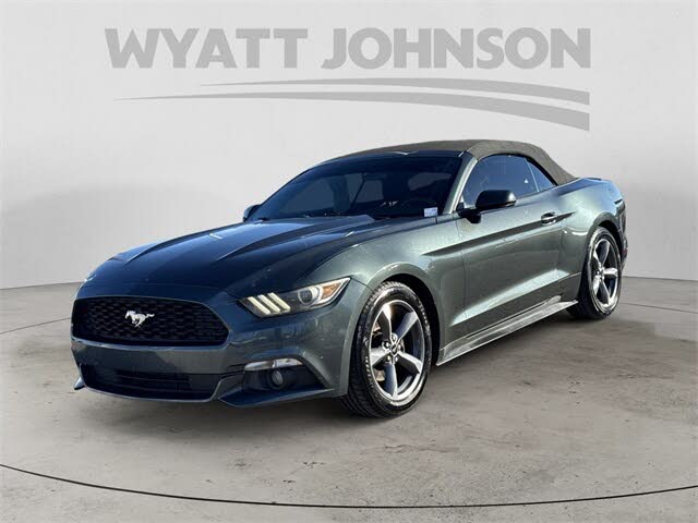 2015 Ford Mustang V6 Convertible RWD