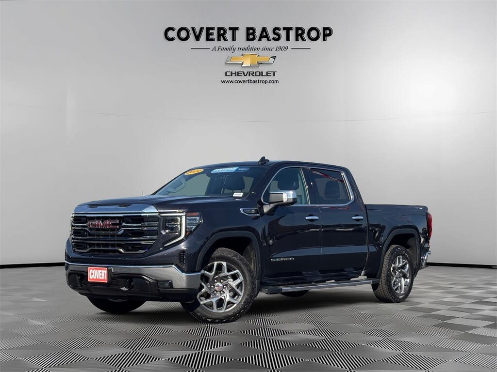2022 GMC Sierra 1500 SLT Crew Cab 4WD