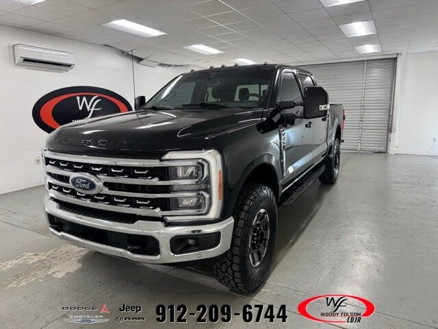2023 Ford F-250 Super Duty Lariat Crew Cab 4WD