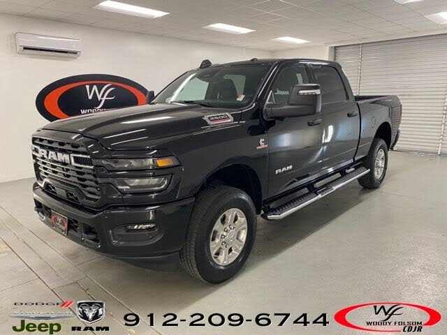 2025 RAM 2500 Big Horn Crew Cab 4WD