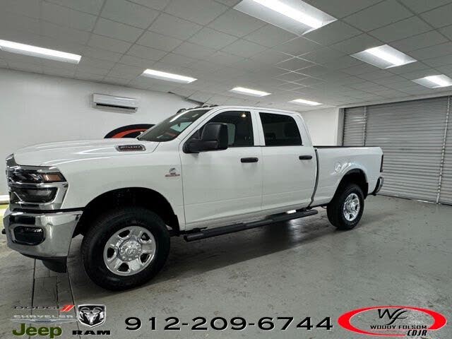2026 RAM 2500 Tradesman Crew Cab 4WD