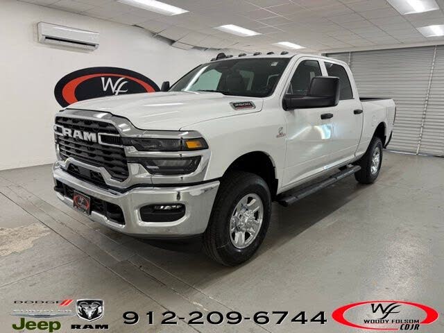 2026 RAM 2500 Tradesman Crew Cab 4WD