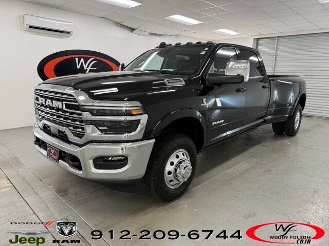 2026 RAM 3500 Limited Crew Cab LB DRW 4WD