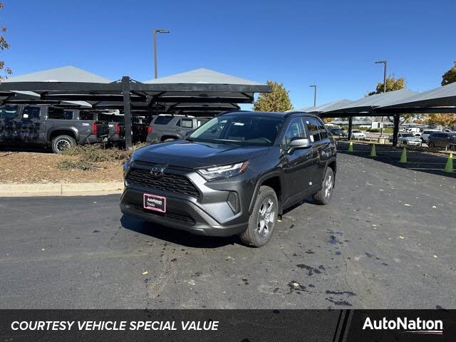 2025 Toyota RAV4 XLE AWD
