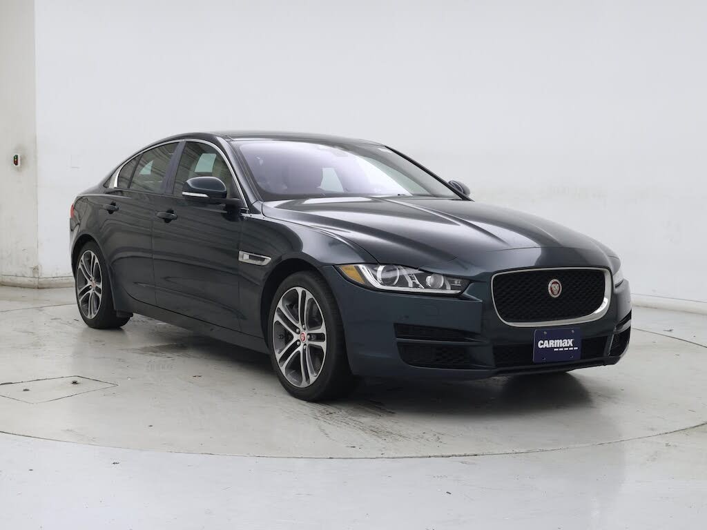 2017 Jaguar XE 35t Premium AWD