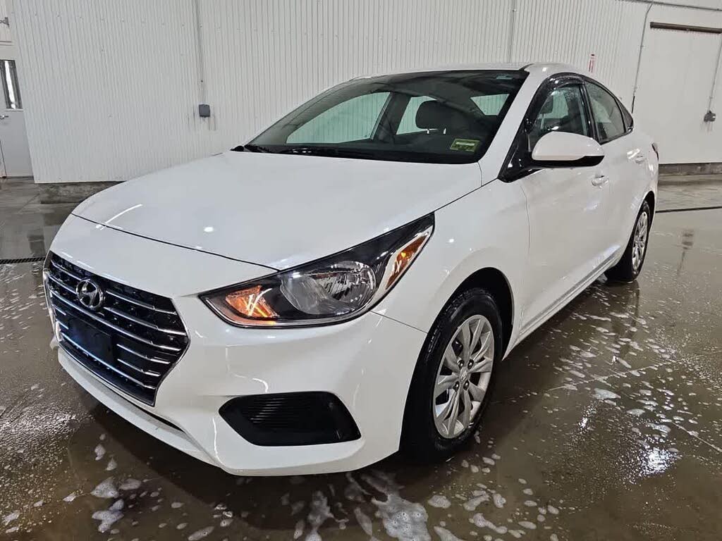 2022 Hyundai Accent SE FWD